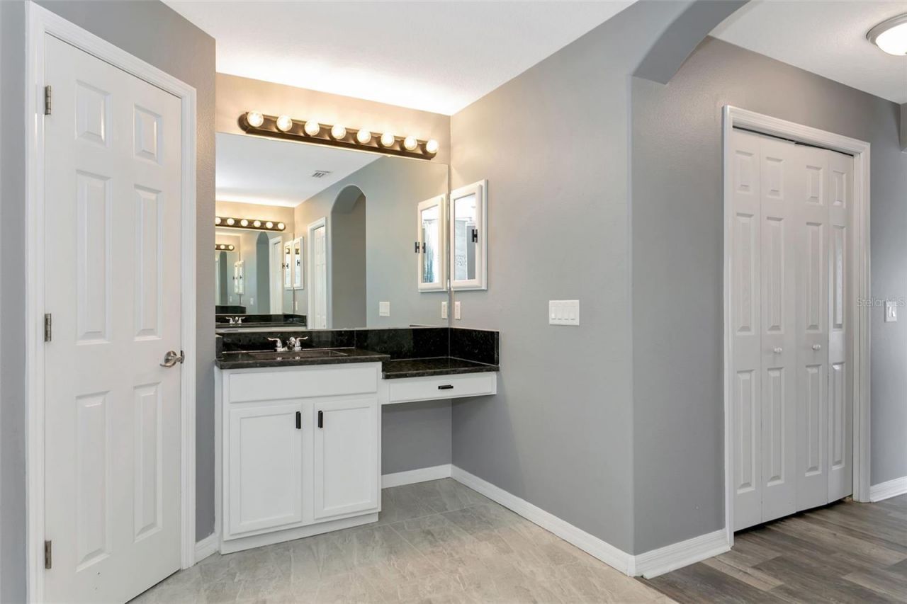 3010 42nd Avenue E, Bradenton, FL 34208 Photo