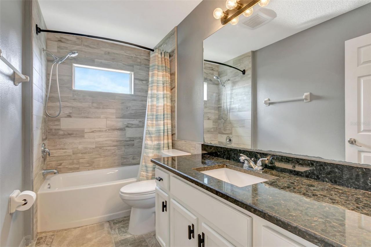 3010 42nd Avenue E, Bradenton, FL 34208 Photo