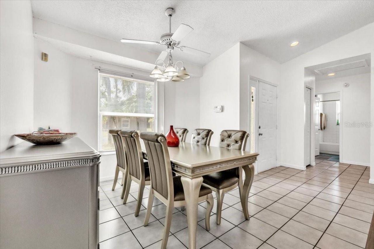 5001 22nd Court E, Bradenton, FL 34203 Photo
