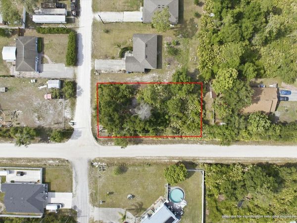 1001 10TH AVENUE , DELAND, FL 32724