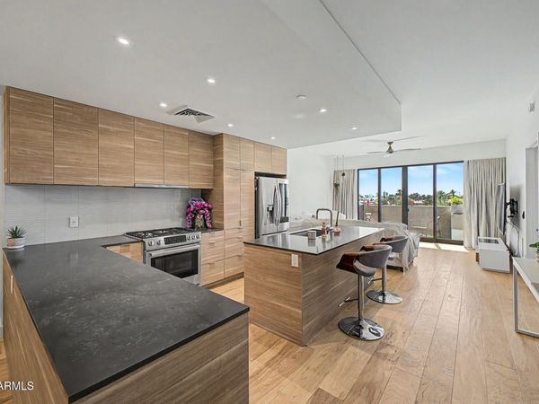 2300 E CAMPBELL Avenue, Unit 406, Phoenix, AZ 85016