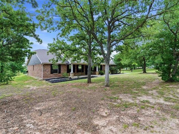 108 La Arroya Drive, Weatherford, TX 76088