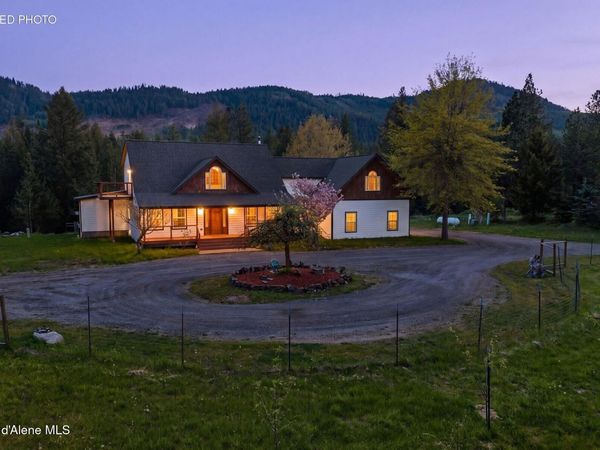 192 Bobbie Lynn Ln, Sagle, ID 83860