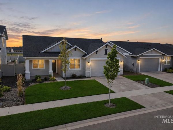 9077 W Bowie Street, Star, ID 83669
