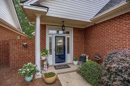219 Alisia Way  photo 4