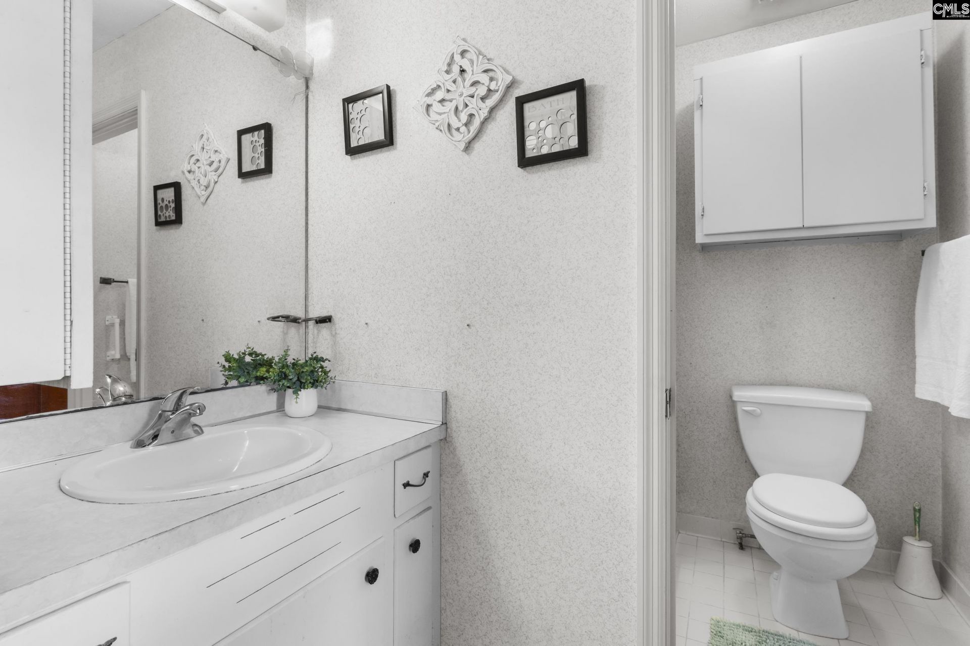 206 Shillingford Road  Photo 18