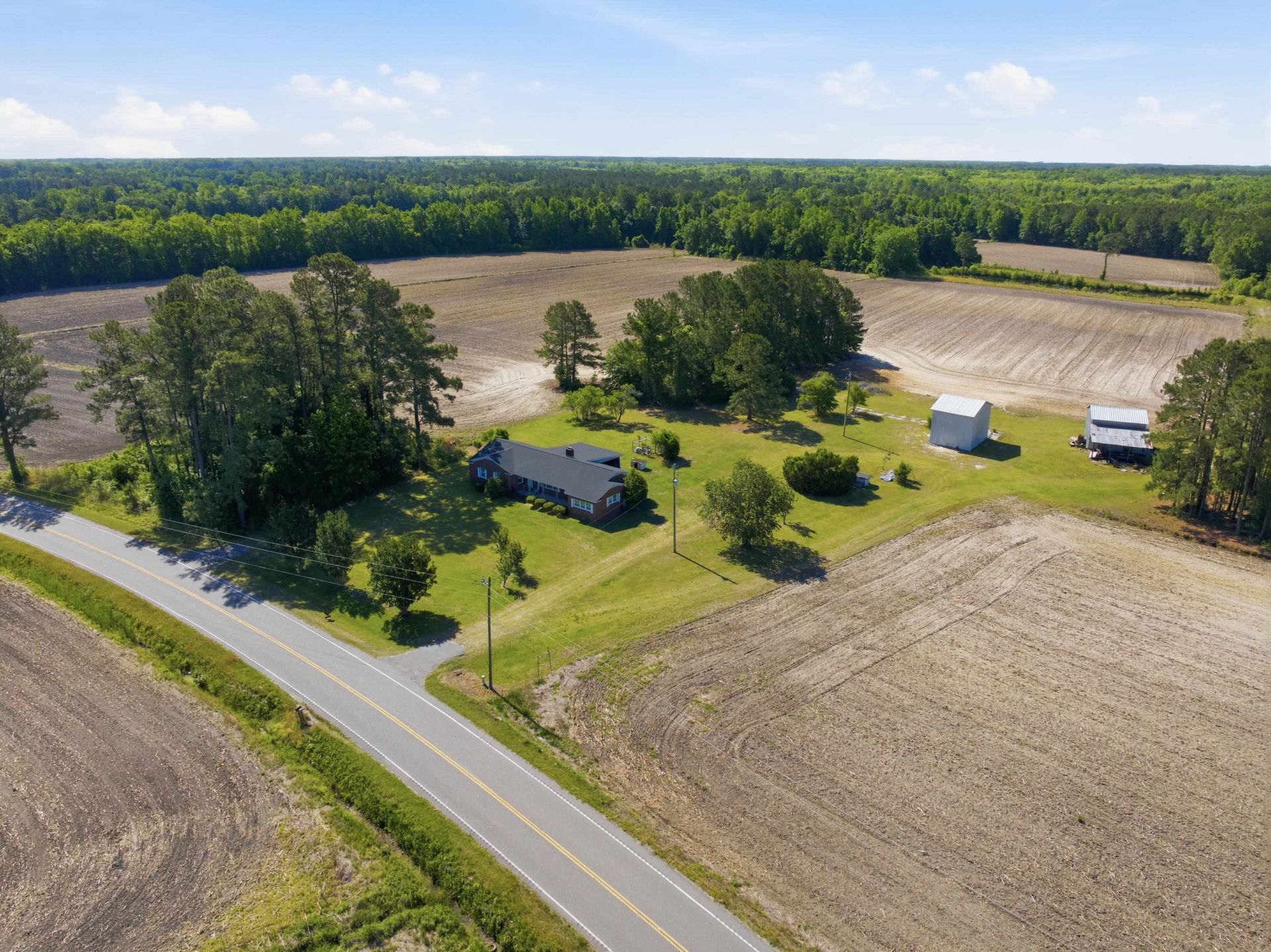 9475 Lake Swamp Rd.  Photo 5