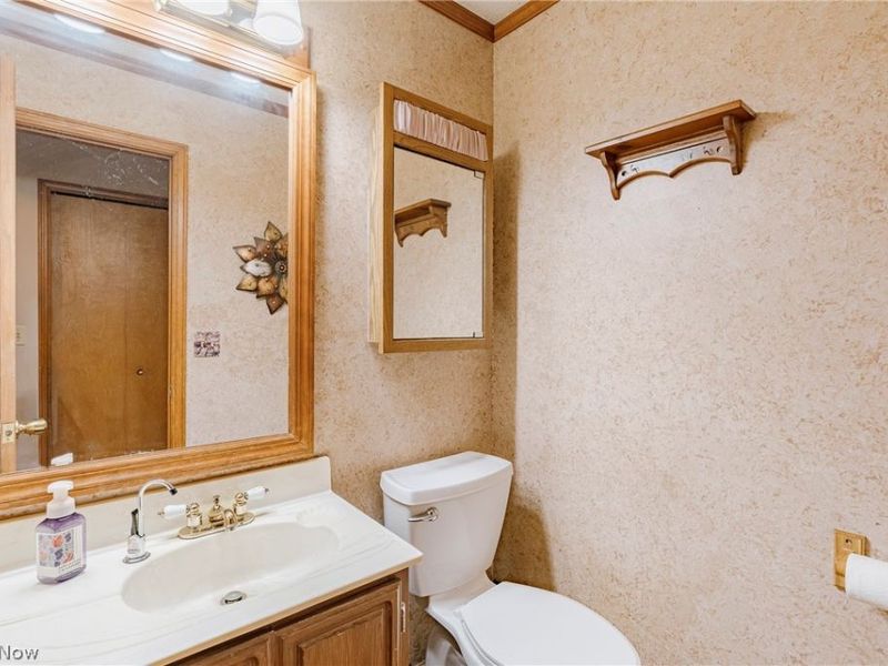 7814 Poorman Road, Vermilion, OH 44089 Photo 22