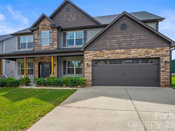 4 Henbit Way , Arden, NC 28704