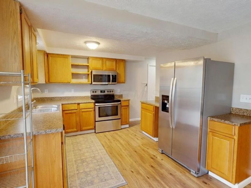 729 Febor Court , Columbus, OH 43204 Photo 7