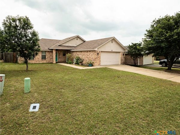 212 Oak Ridge Drive , Nolanville, TX 76559