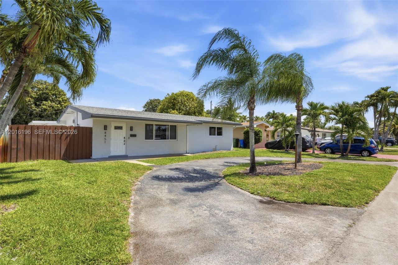 8451 NW 16th St, Pembroke Pines, FL 33024 Photo
