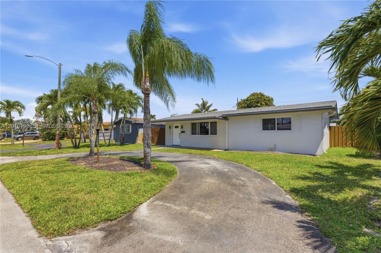 8451 NW 16th St, Pembroke Pines, FL 33024 Photo