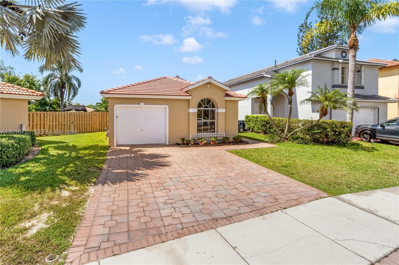 15472 SW 148th Ter, Miami, FL 33196 Photo