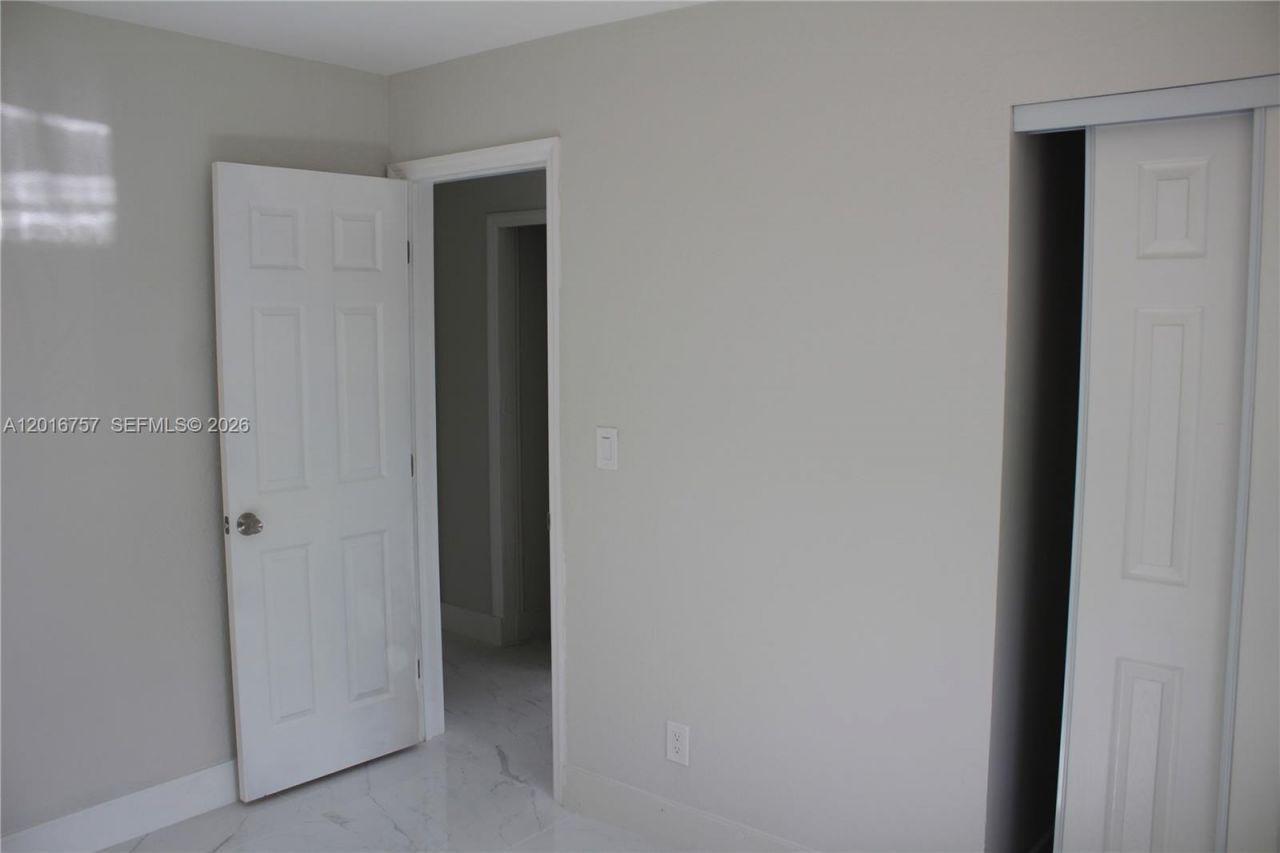 18815 NW 42nd Pl , Miami Gardens, FL 33055 Photo