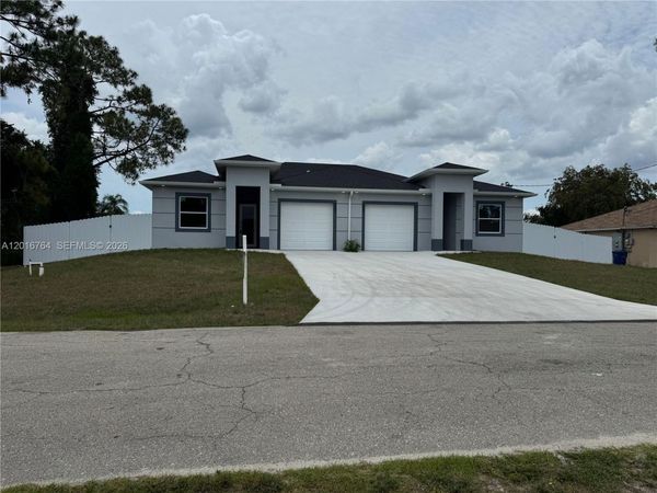 225/227 Homer Ave S , Lehigh Acres, FL 33973