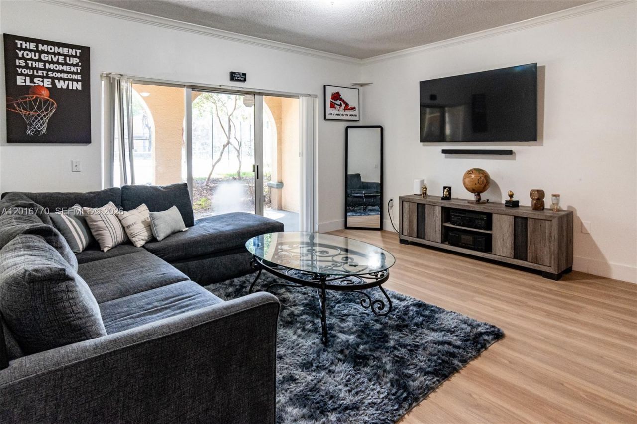 2482 Centergate Dr , Unit 104, Miramar, FL 33025 Photo
