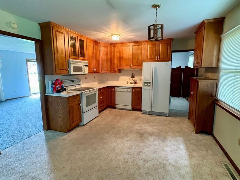 41 Oakwood Drive, Tiffin, OH 44883 Photo 10