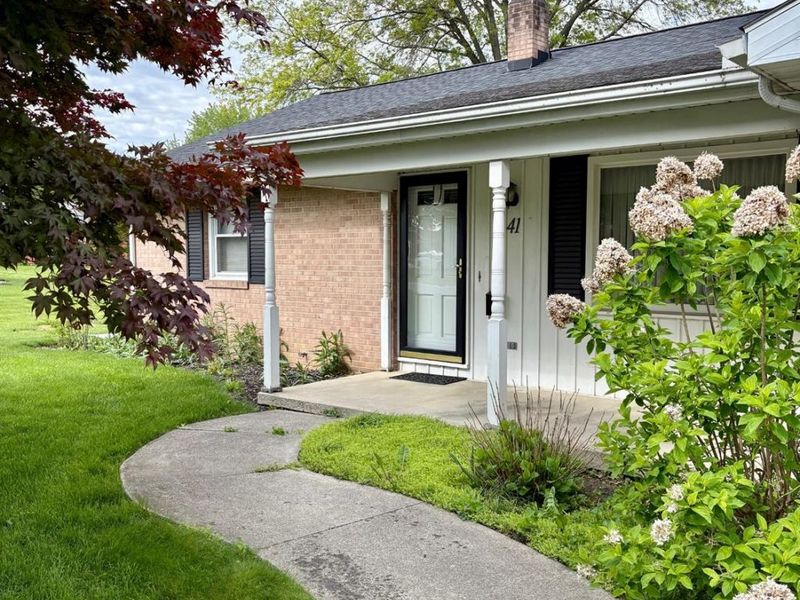41 Oakwood Drive, Tiffin, OH 44883 Photo 2