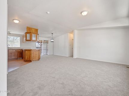 2825 Winnemucca Street, Silver Springs, NV 89429 Photo