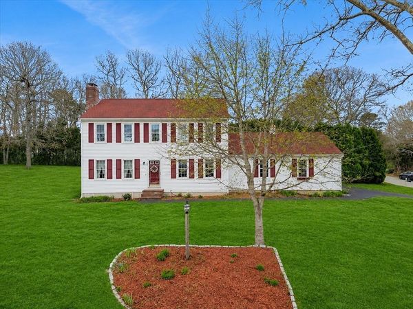 34 Windsor Way, Mashpee, MA 02649