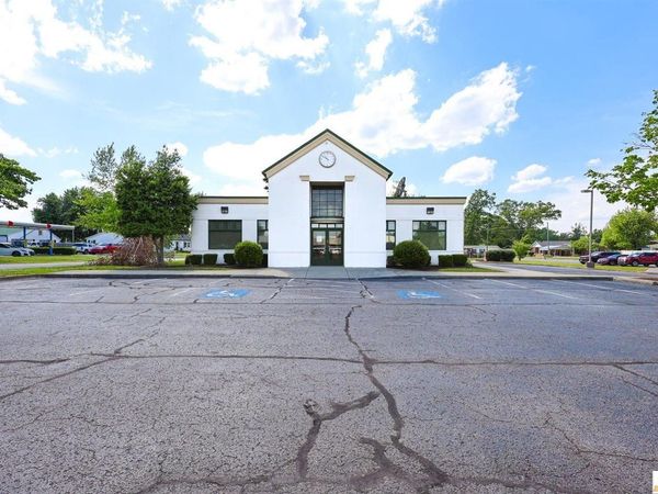 701 N Main Street , Tompkinsville, KY 42167