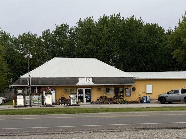 8995 S US Highway 35, Monterey, IN 46960