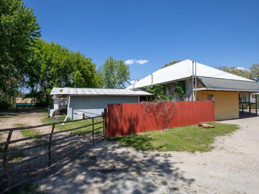Property Image 8
