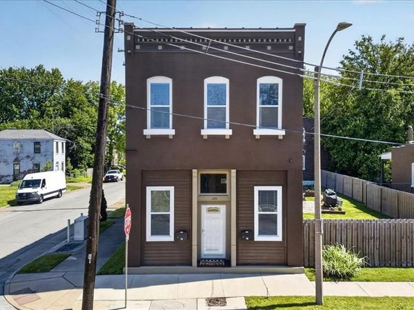 125 W Steins Street, St Louis, MO 63111