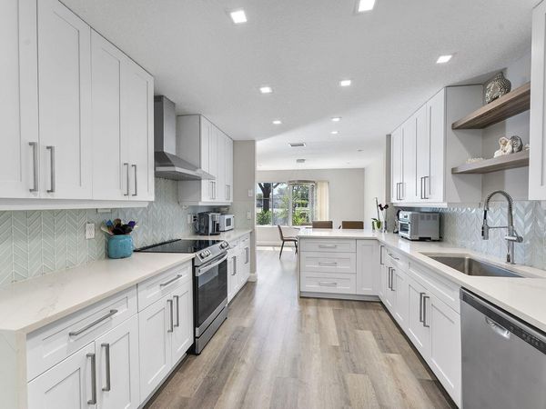 6706 Boca Pines Trail, Unit B, Boca Raton, FL 33433