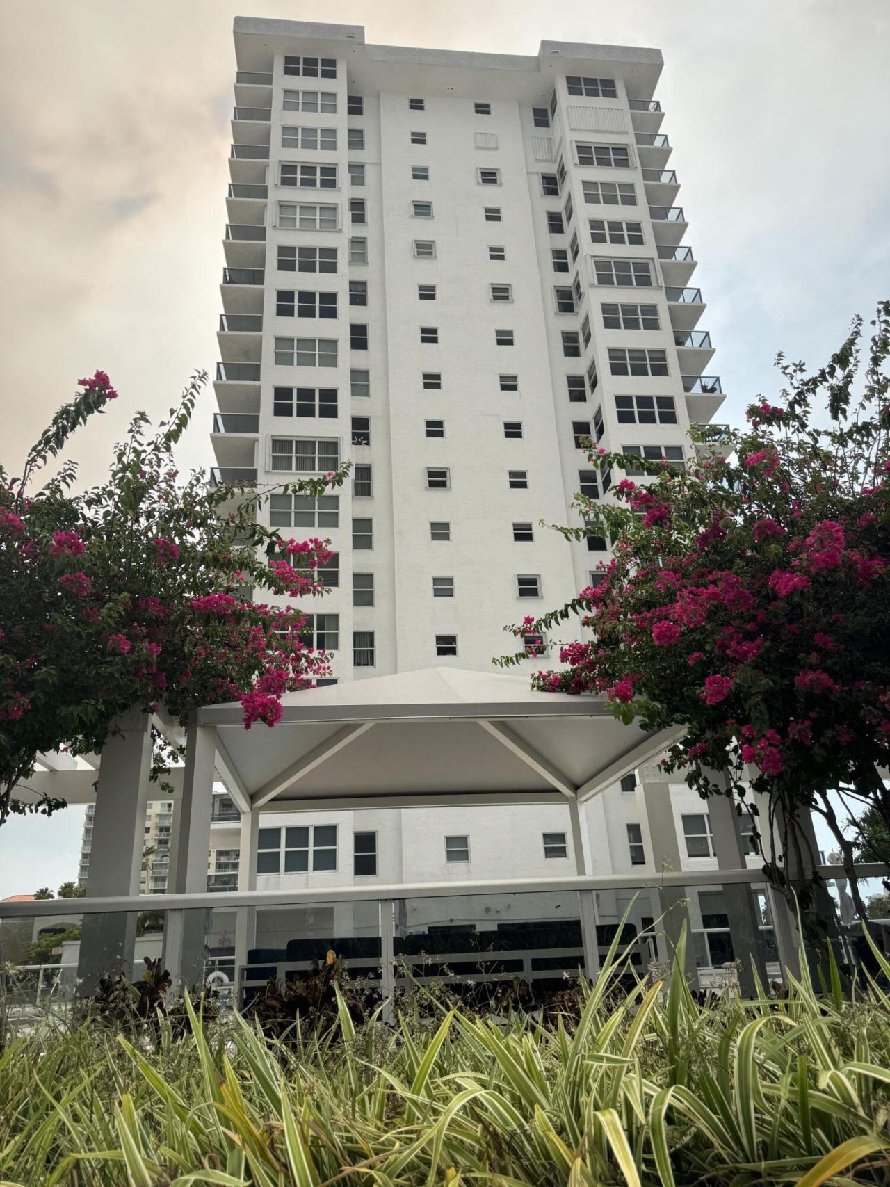 3015 N Ocean Boulevard, Unit 15 A, Fort Lauderdale, FL 33308 Photo