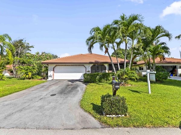 329 Knob Hill Boulevard, Boca Raton, FL 33431