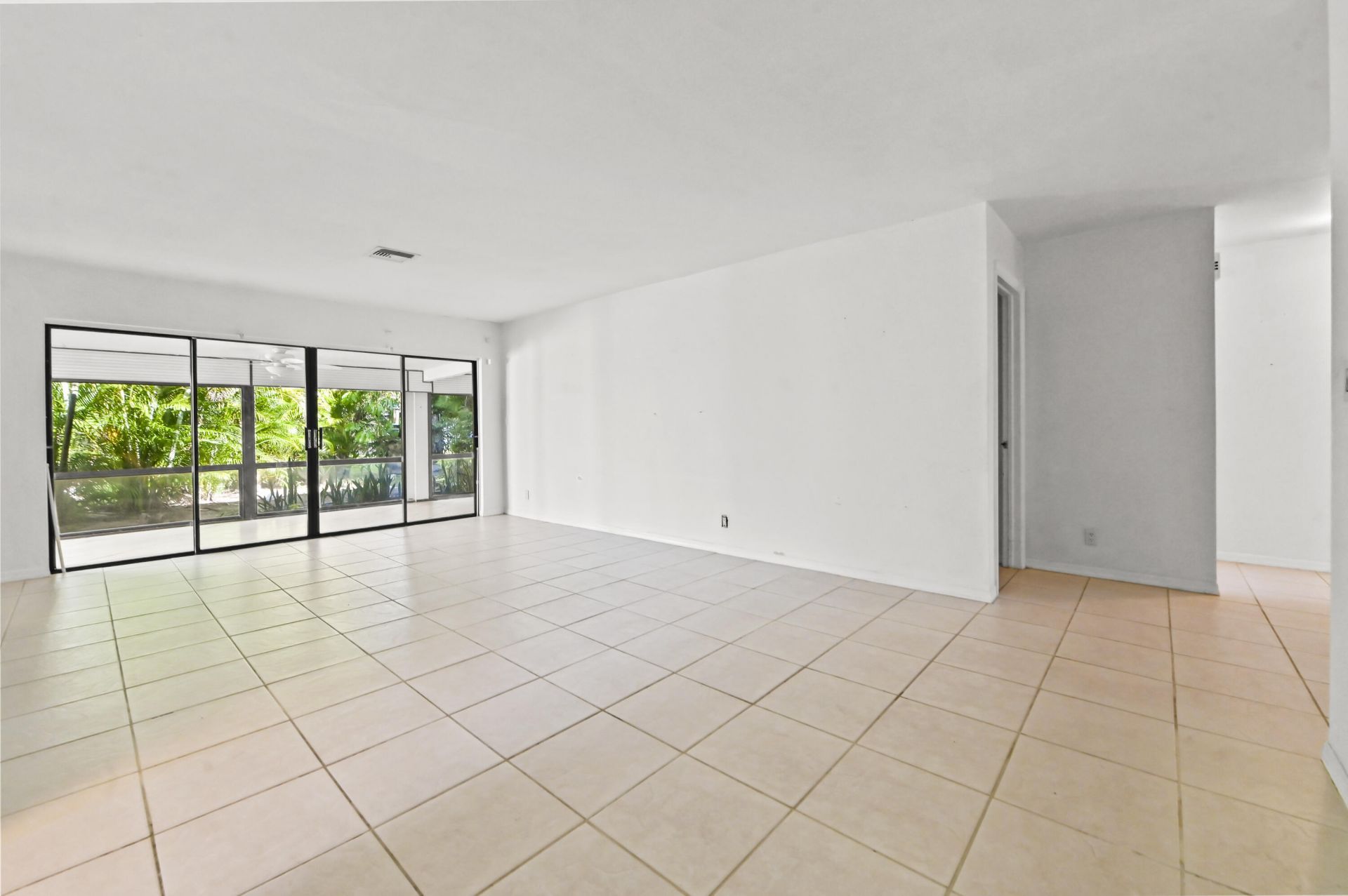 329 Knob Hill Boulevard, Boca Raton, FL 33431 Photo