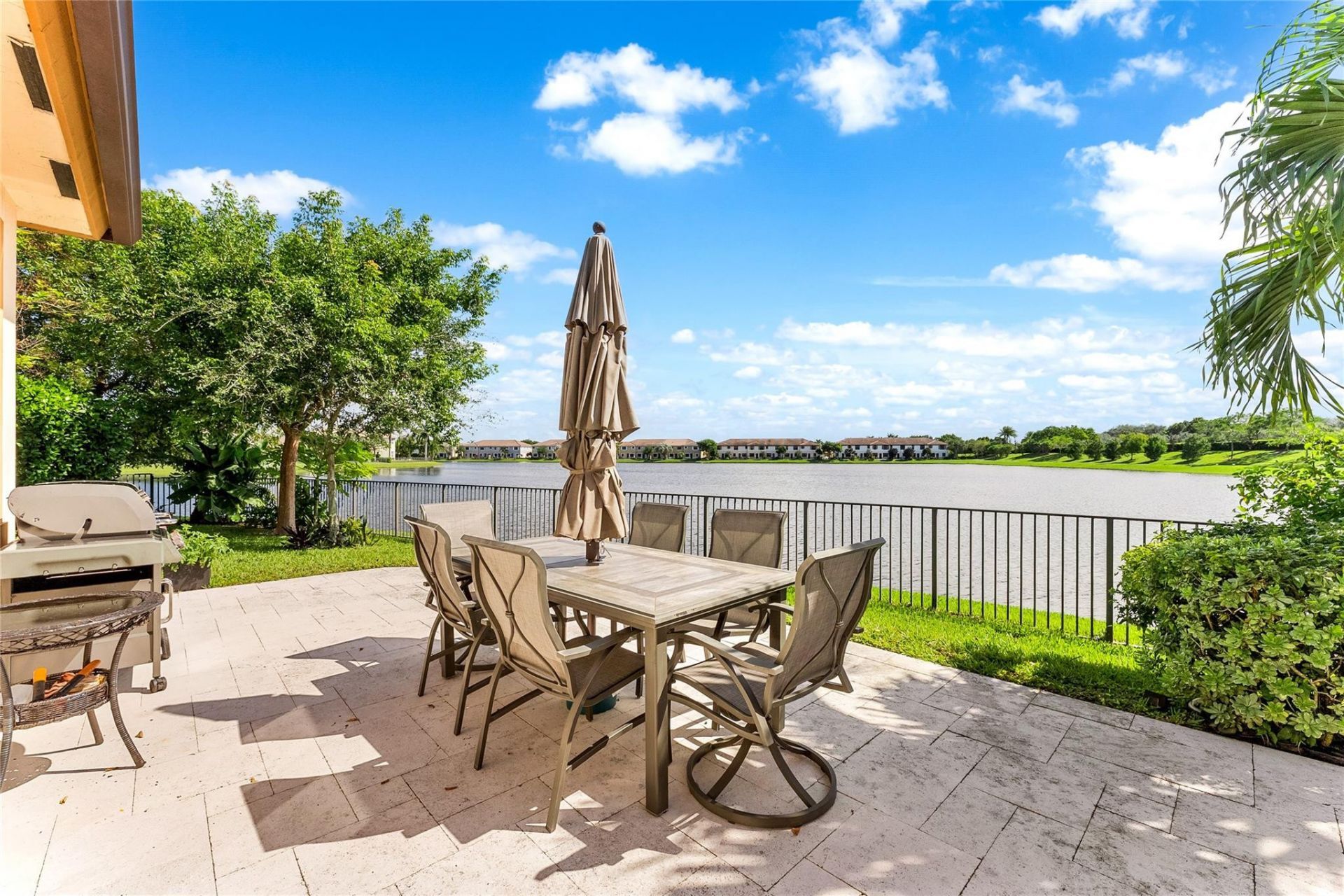 9820 S Miralago Way, Parkland, FL 33076 Photo