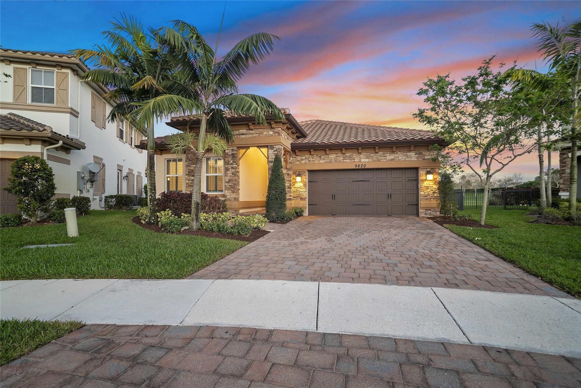 9820 S Miralago Way, Parkland, FL 33076 Photo