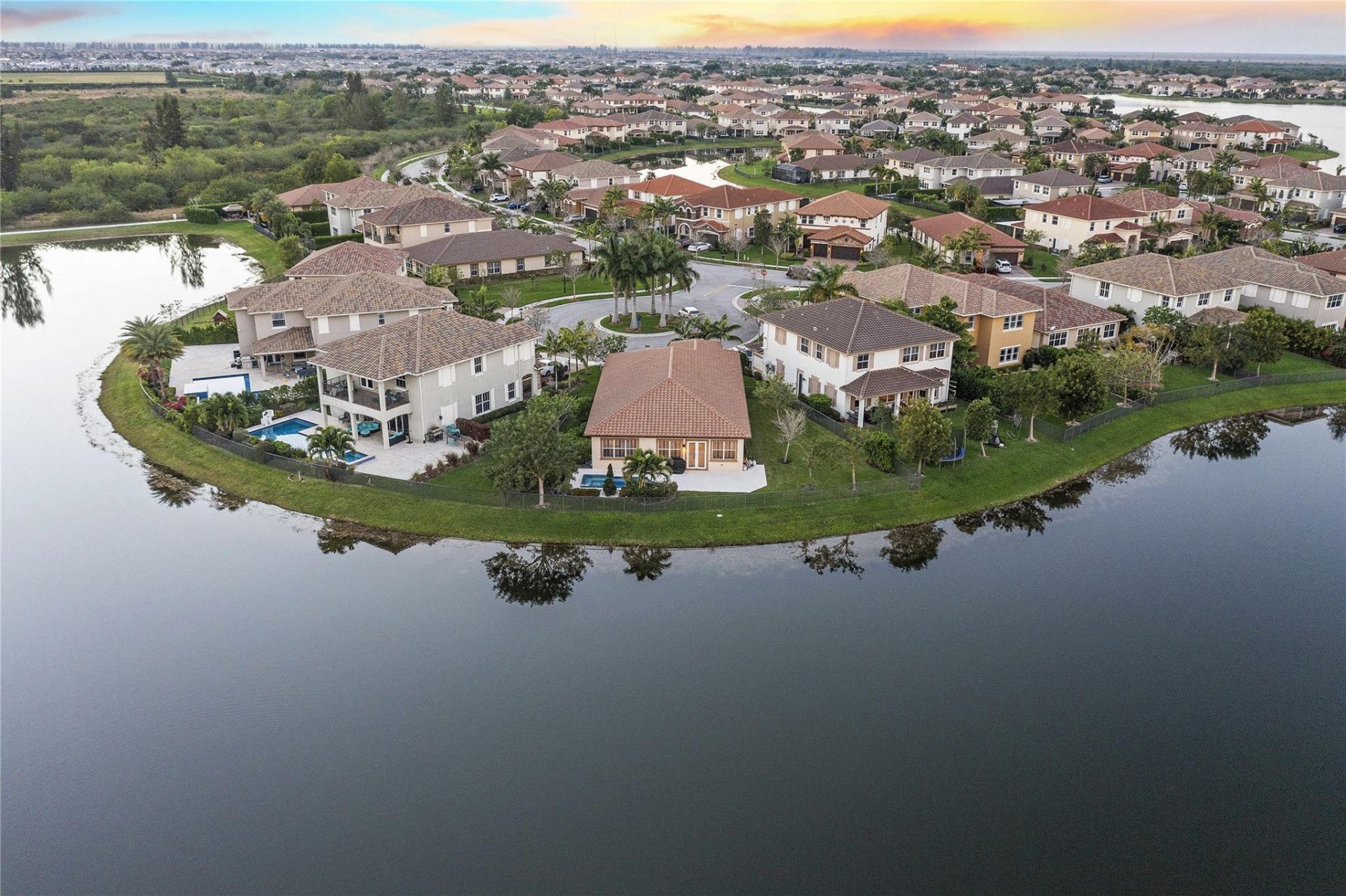 9820 S Miralago Way, Parkland, FL 33076 Photo