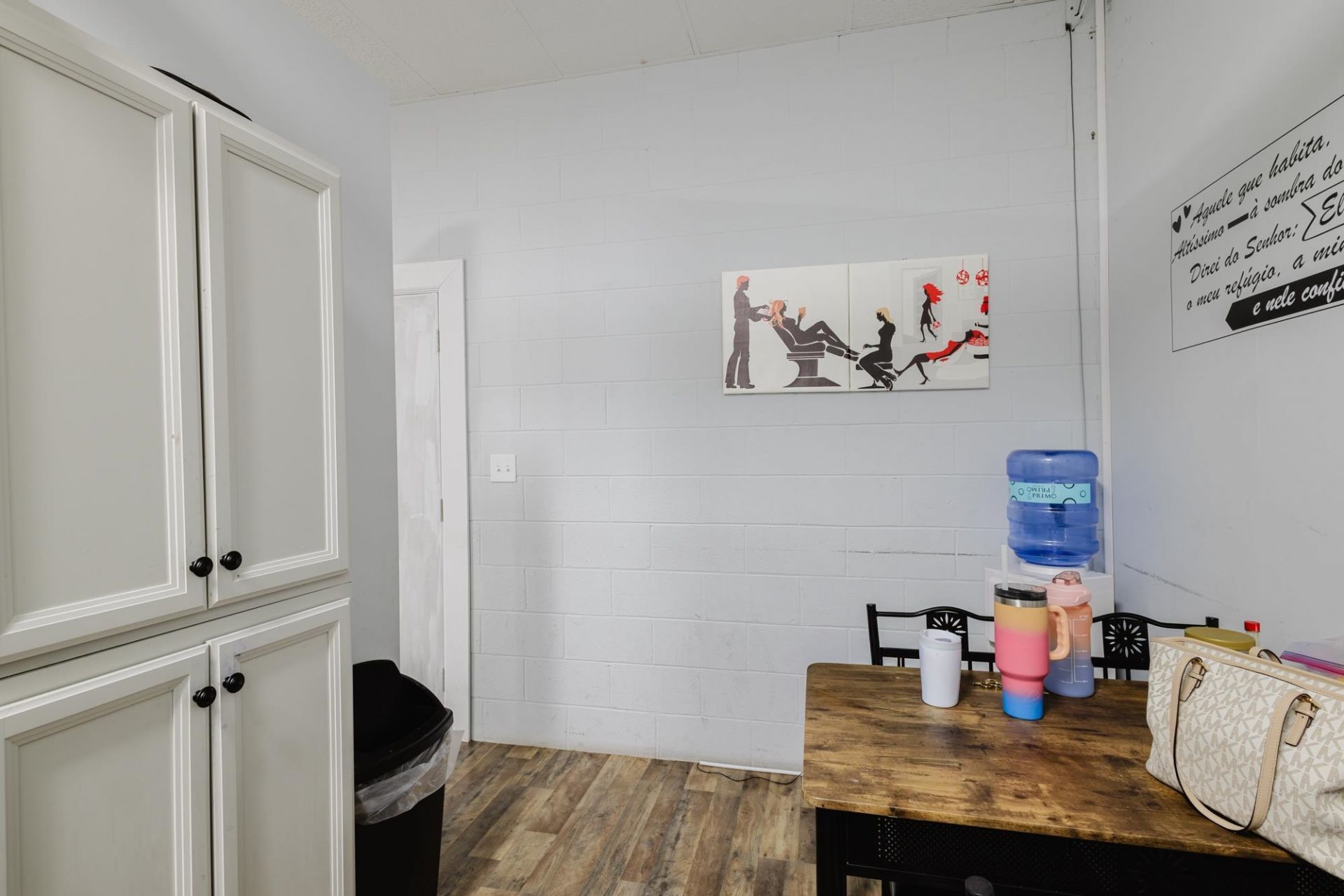 608 Broadway St. Photo 14
