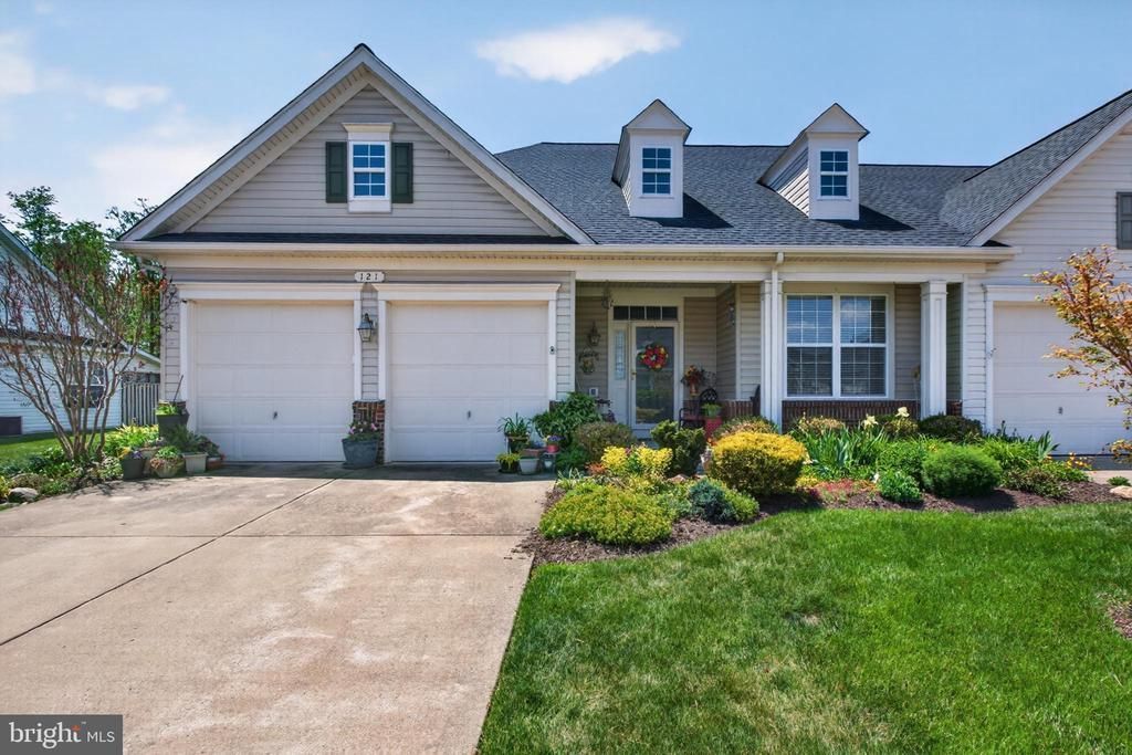 121 Shumard Court, Stephens City, VA 22655 Main Photo