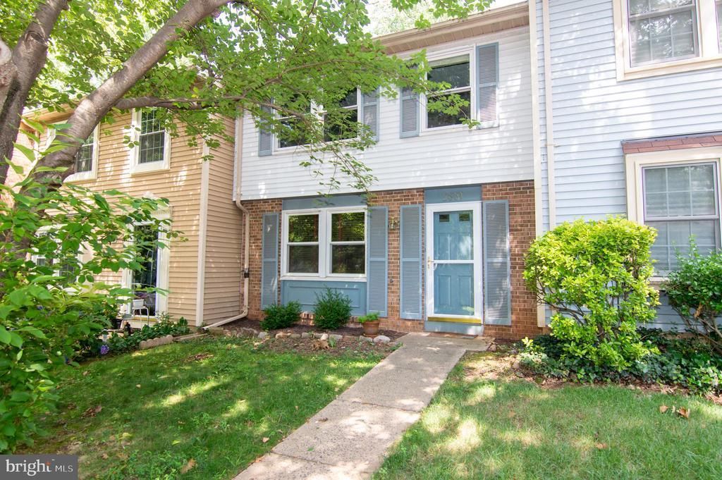 2831 Raymond Court, Falls Church, VA 22042 Main Photo