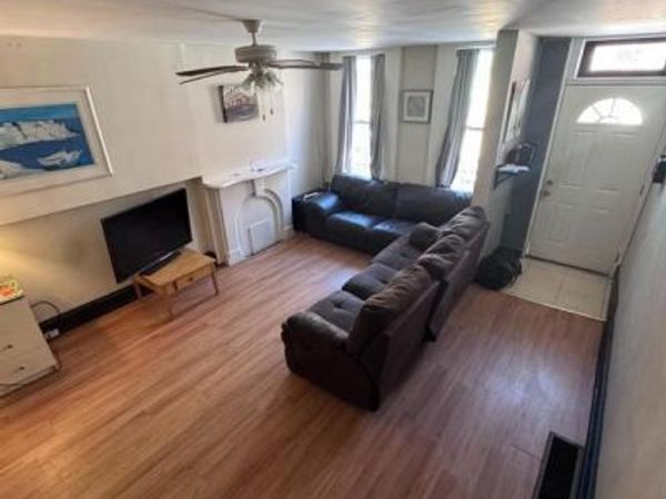 2010 W OXFORD STREET, PHILADELPHIA, PA 19121