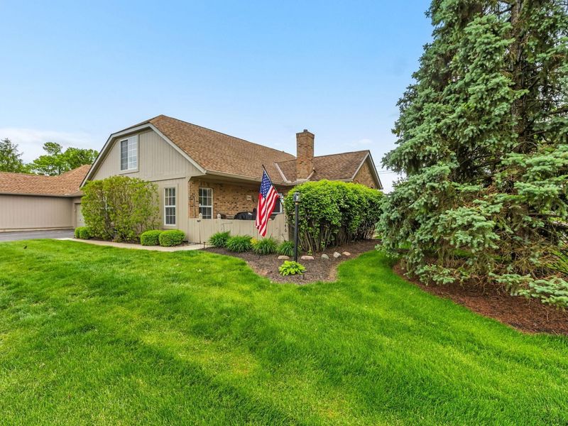 5846 Willow Lake Drive, Grove City, OH 43123 Photo 4