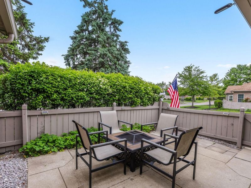 5846 Willow Lake Drive, Grove City, OH 43123 Photo 45