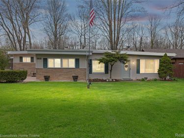 3368 Clyde Drive, Burtchville Township, Mi 48059