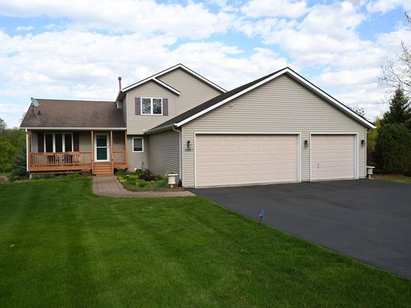 20247 Lake Ridge Drive, Prior Lake, MN 55372