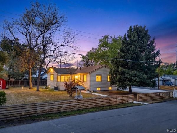961 Kendall Street , Lakewood, CO 80214