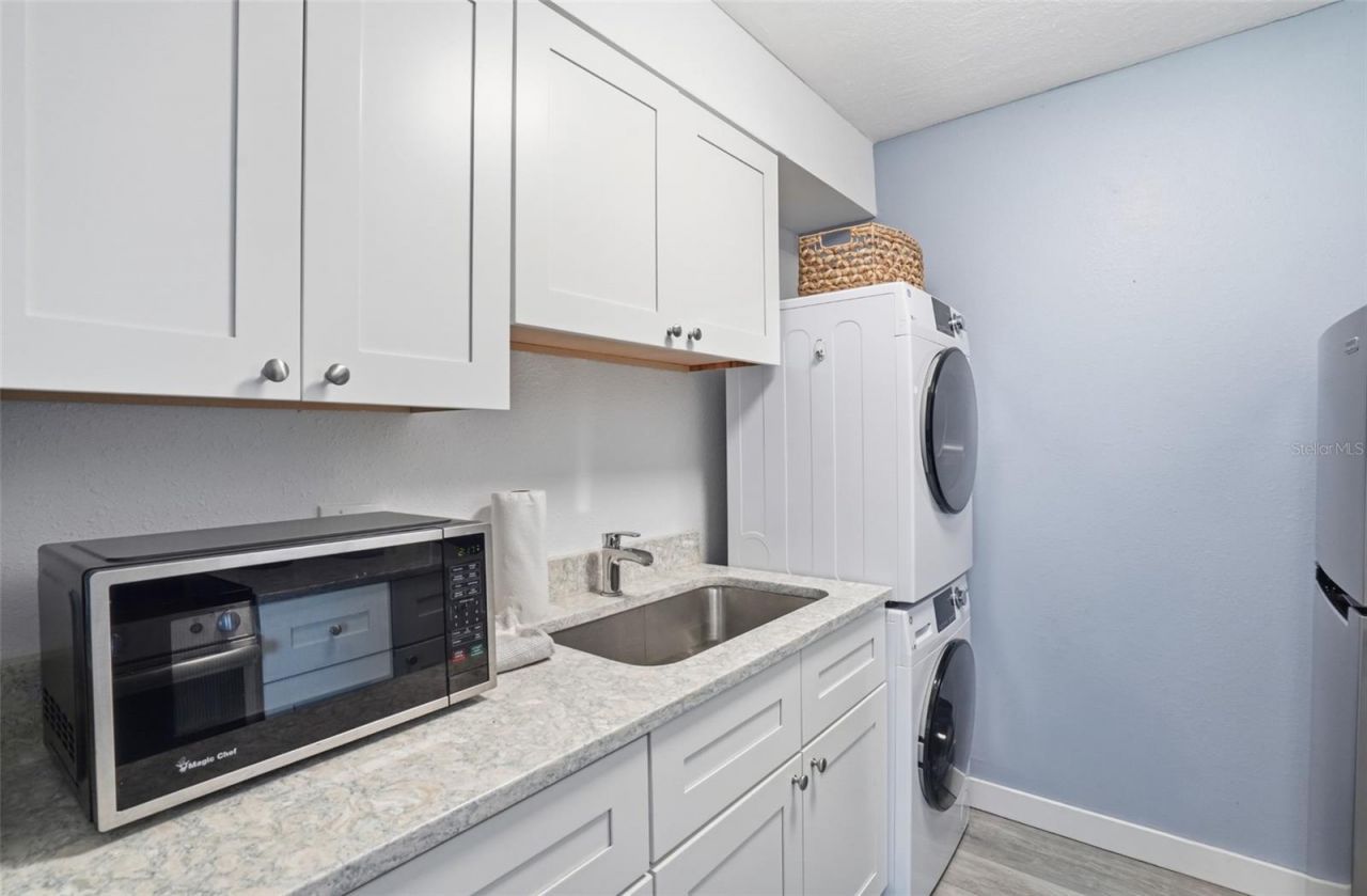 155 Medallion Boulevard , Unit E, Madeira Beach, FL 33708 Photo