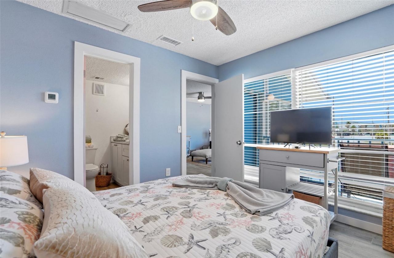 155 Medallion Boulevard , Unit E, Madeira Beach, FL 33708 Photo