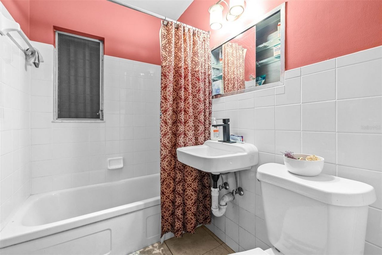 1907 27th Street W, Bradenton, FL 34205 Photo