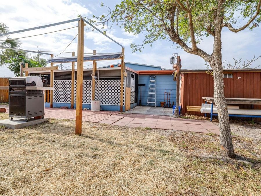 Property Image 32