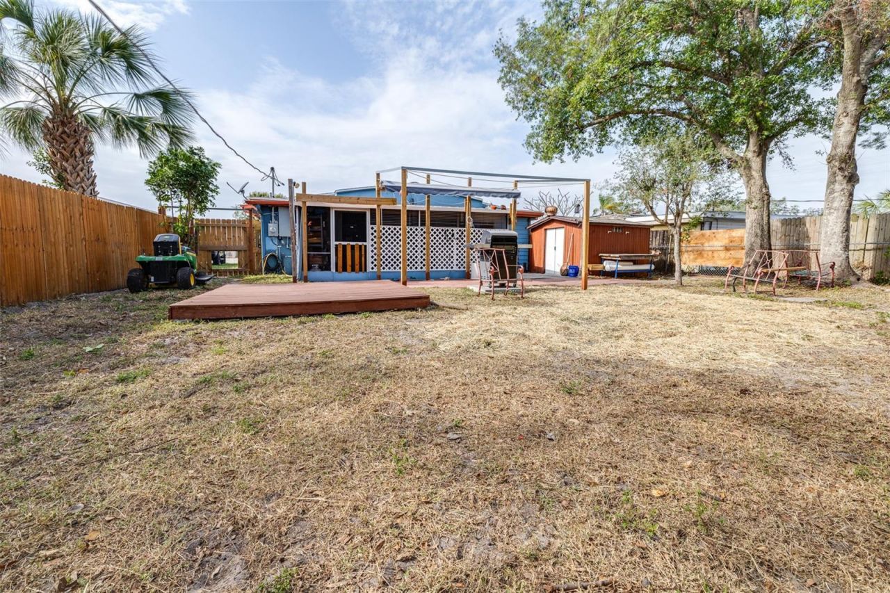 1907 27th Street W, Bradenton, FL 34205 Photo